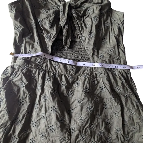 Aerie Eyelet Romper, Green. Size M. - Picture 9 of 9